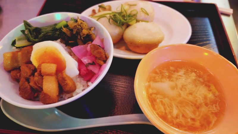 お楽しみのランチ